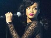 Rihanna présente titre, Diamonds, plateau Factor