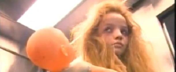 Vidéo Buzz: Une fillette hante un ascenseur au Brésil