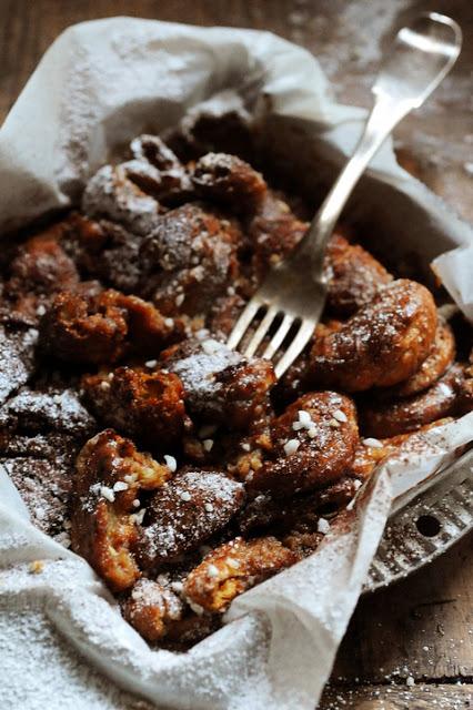 Chouquettes perdues tombées du sac très très enchocolatées ! Comme quoi rien n'est jamais vraiment perdu ! Pfioulala…