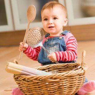 S'organiser dans la cuisine avec un petit