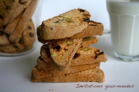 BISCOTTI AUX CANNEBERGES ET AUX PISTACHES