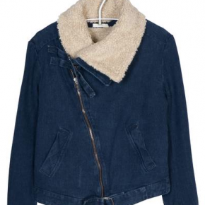 By Zoe 255€ By Zoe 255€