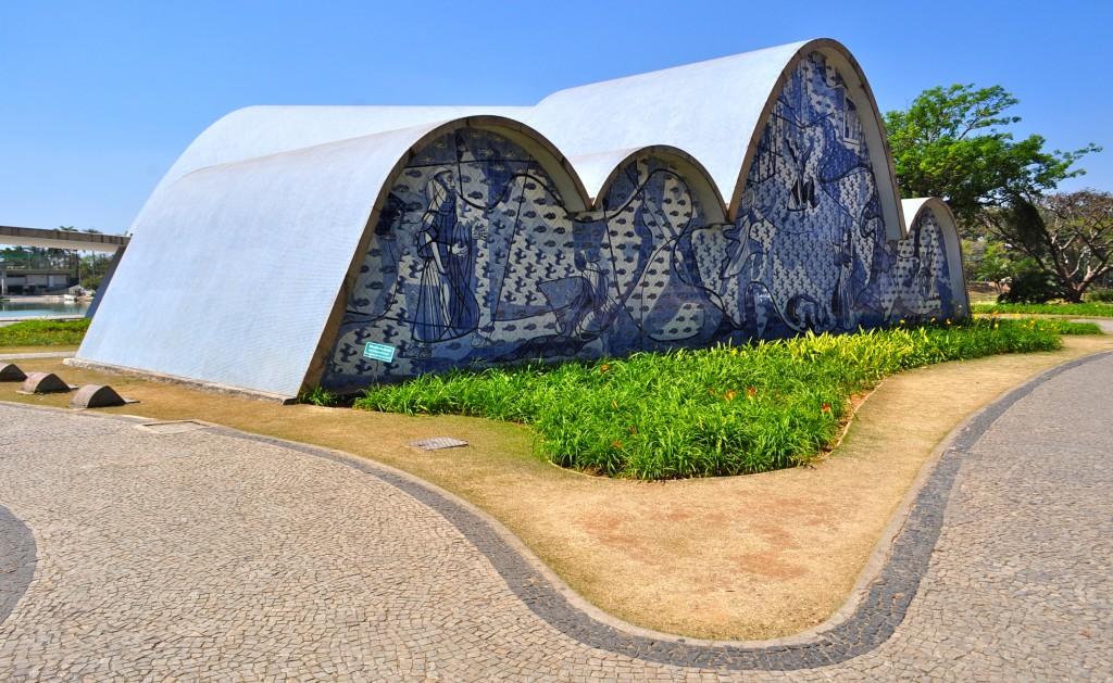 Architectes et designers: Le rêve futuriste d’Oscar Niemeyer, le poète des courbes