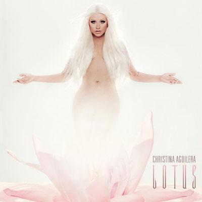 Christina Aguilera renaît dans un lotus