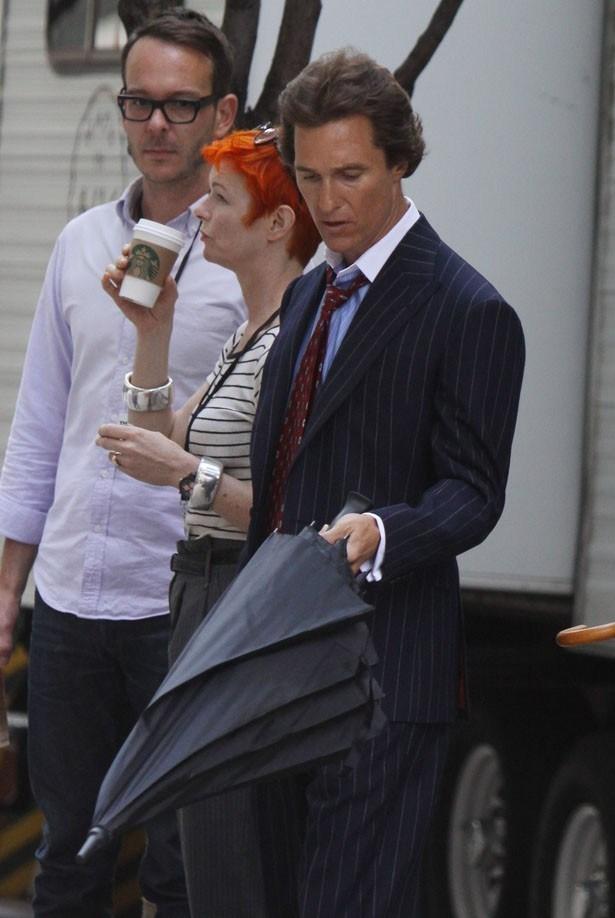 Matthew-McConaughey-sur-le-tournage-de-The-Wolf-of-Wall-Street-le-27-aout-2012-a-New-York_portrait_w674