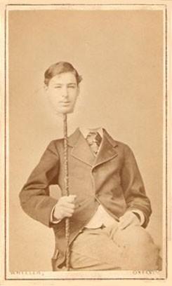 Des photos de personnes sans tête datant du XIXe siècle