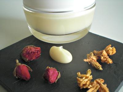 Crème anti-âgerose et jasmin