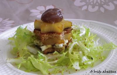 Un menu à 5 € c'est possible avec marque Repère, aujourd'hui Etoile de poire caramélisée, fourme d'Ambert et marron glacé