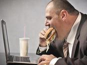 Facebook, stimulation pour l'ego mais aussi l'estomac?