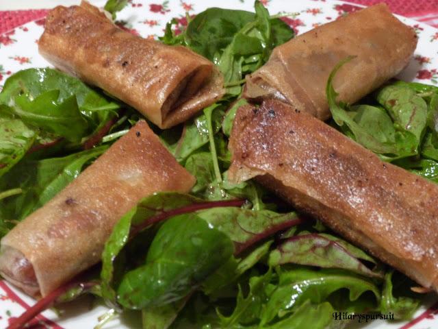 [Spécial Fêtes] Nems de foie gras au pain d'épices sur salade à l'huile de truffe / Foie gras and gingerbread nems with truffle oil salad