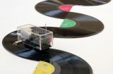 Un circuit musical constitué de vinyls signé Lyota Yagi