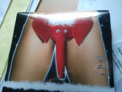 Le string éléphant, ça trompe énormément