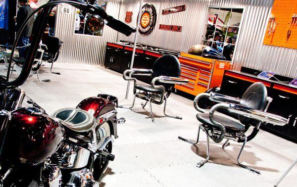 Les meubles en Harley-Davidson recyclées d'Andy Gregg - 8