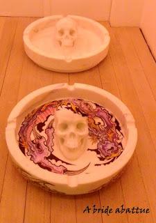 La galerie Laurent Strouk réunit ou oppose Damien Hirst et Philippe Pasqua