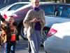 thumbs xray bspearsstarbucks121512 28329 Photos : Britney de sortie avec ses fils   15/12/2012