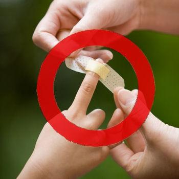 cacher cette plaie que je ne saurai voir ! 