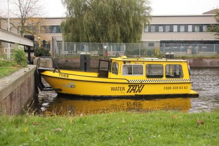 taxiboat