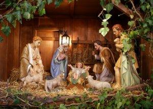 les_personnages_de_la_creche_de_noel_300