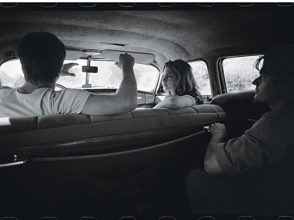 Nouvelles Photos de Kristen dans le BTS On The Road.