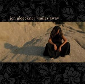 Jen gloeckner Miles away 300x297 Review   Amplificateur Tripath TA2022 : coût maîtrisé & efficacité