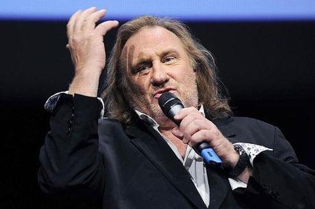 40% des Français «comprennent la décision» de Gérard Depardieu de quitter la France pour s'installer en Belgique.