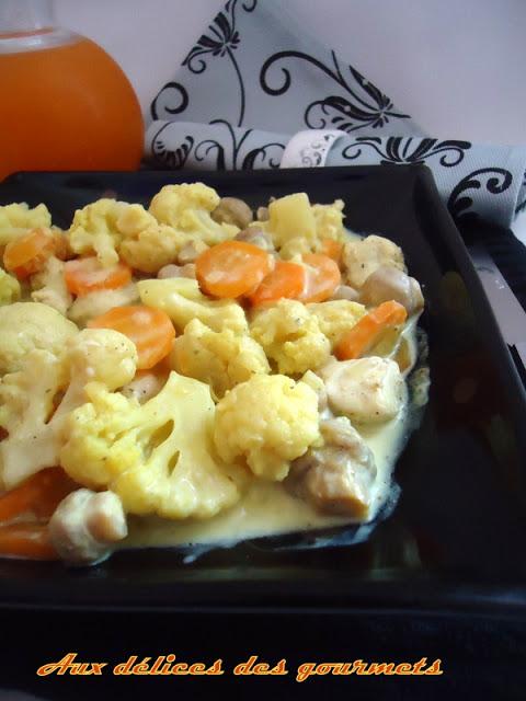 FRICASSÉE DE VOLAILLE AUX LÉGUMES