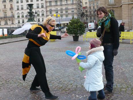 La cie Bonhomme au Panthéon - un jardin pour la vie 2008
