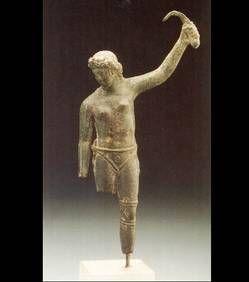 la_statue_en_bronze_de_la_femme_gladiateur_credits_alfonso_manas_46683_w250