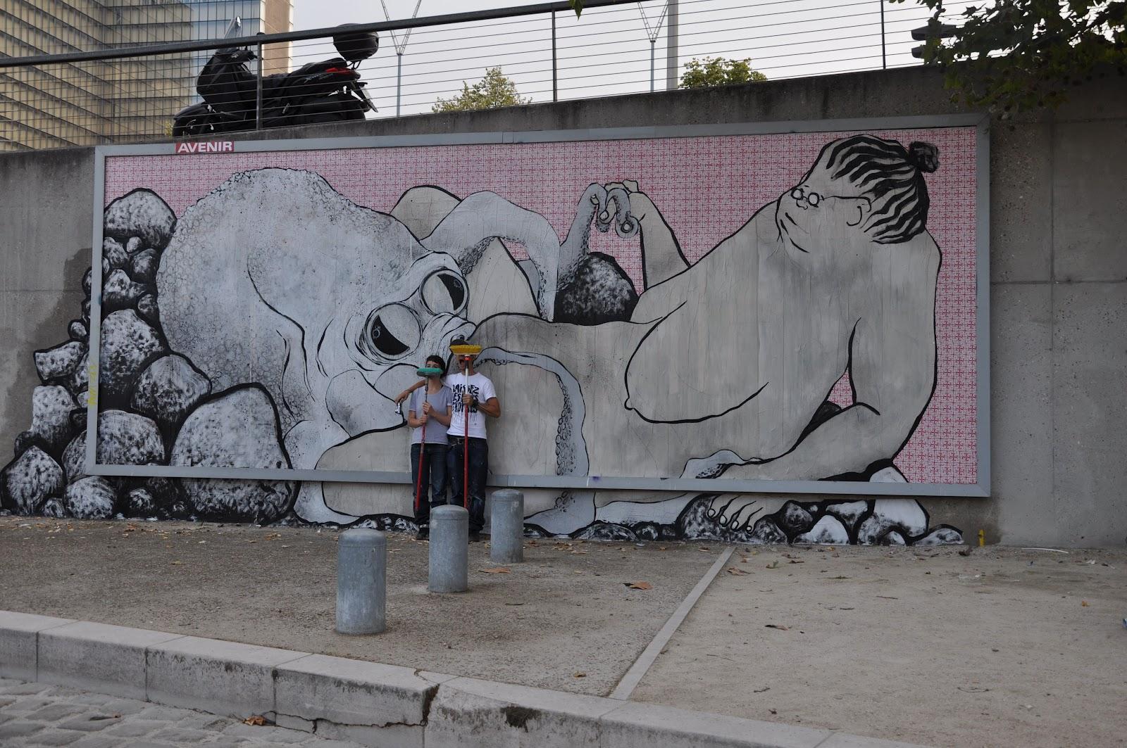 C’est au pied du M.U.R XIII que l’on voit l’artiste