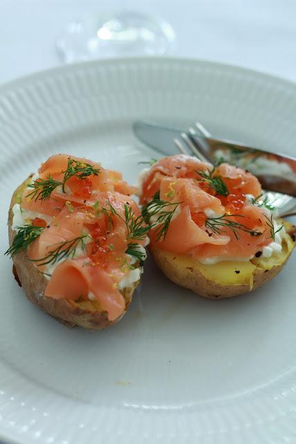 Pomme de terre au four au saumon fumé et cottage ou comment utiliser vos restes