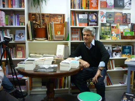 Cadeau, c'est Noël ! Laurent Gaudé rien que pour vous ! P1170734