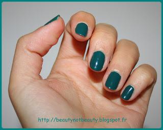 Fashion Make.up n°6, LE dupe de Jade is the New Black de OPI