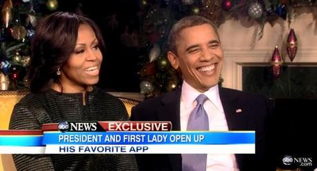 Barack et Michelle Obama jouent (et se disputent ?) sur iPad Le couple présidentiel lors de l'interview de fin d'année sur ABC.