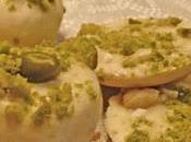 Chocolats blancs fourrés ganache chocolat blanc/pistaches