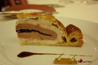 Traditionnelle Tourte de Noël au foie gras 340x226