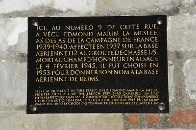 Une plaque dévoilée à la mémoire du commandant Marin la Meslée, parrain de l’ancienne BA 112 de Reims