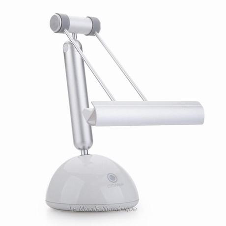 Une lampe pour toutes les supporter, l’iLight Bracket pour tablettes tactiles