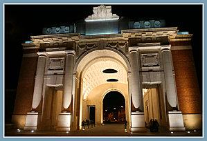 Memorial-de-la-Porte-de-Menin-Ypres-Belgique.jpg