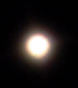 Une planète potentiellement habitable découverte autour de l'étoile Tau Ceti