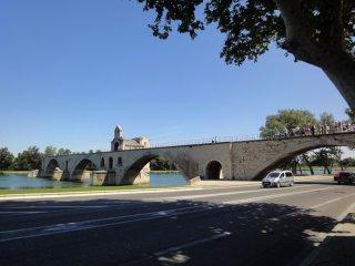 2011-06-Avignon-PontSaintBenezet-01