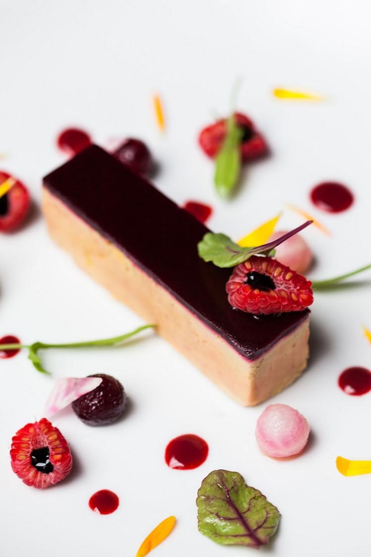 Foie gras betteraves framboises Agapé Bis © Thai Toutain 3