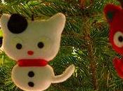 papa nowel rapporté sous sapin