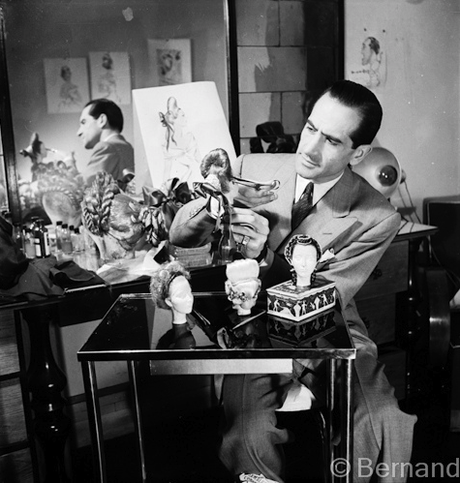 Le-Theatre-de-la-mode-Paris-1945-coiffures.png