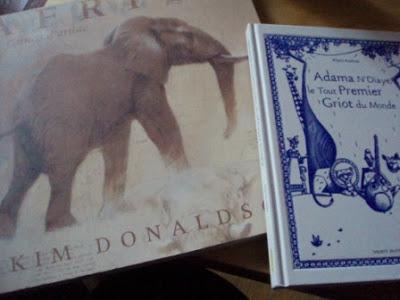 La fête des lumières panafricaine, Kwanzaa, et les animaux d'Afrique La fête des lumières panafricaine, Kwanzaa, et les animaux d'Afrique