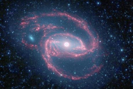 NGC 1097 dans l'infrarouge