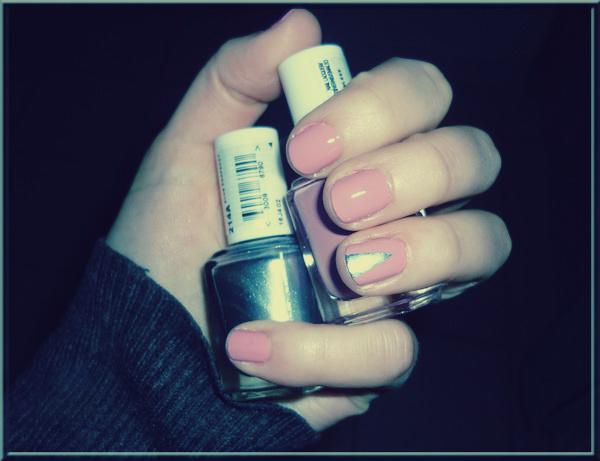 essie flawless avec accent nail blue rhapsody