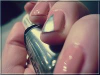 vernis rose essie flawless