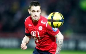 Mathieu Debuchy en route pour Newcaste