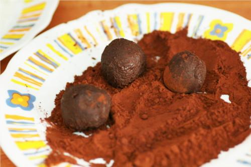 truffes roulées dans le cacao