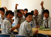 système pour signaler ijime dans écoles Japon